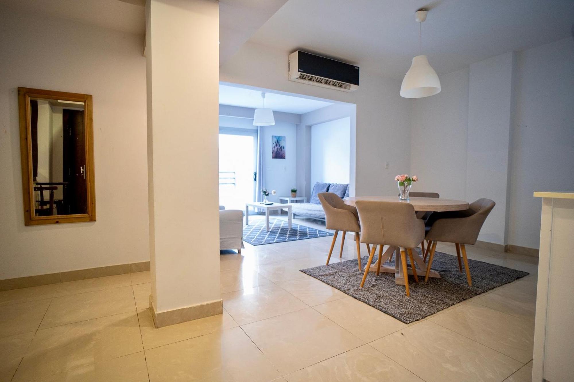 Apartment Mirage