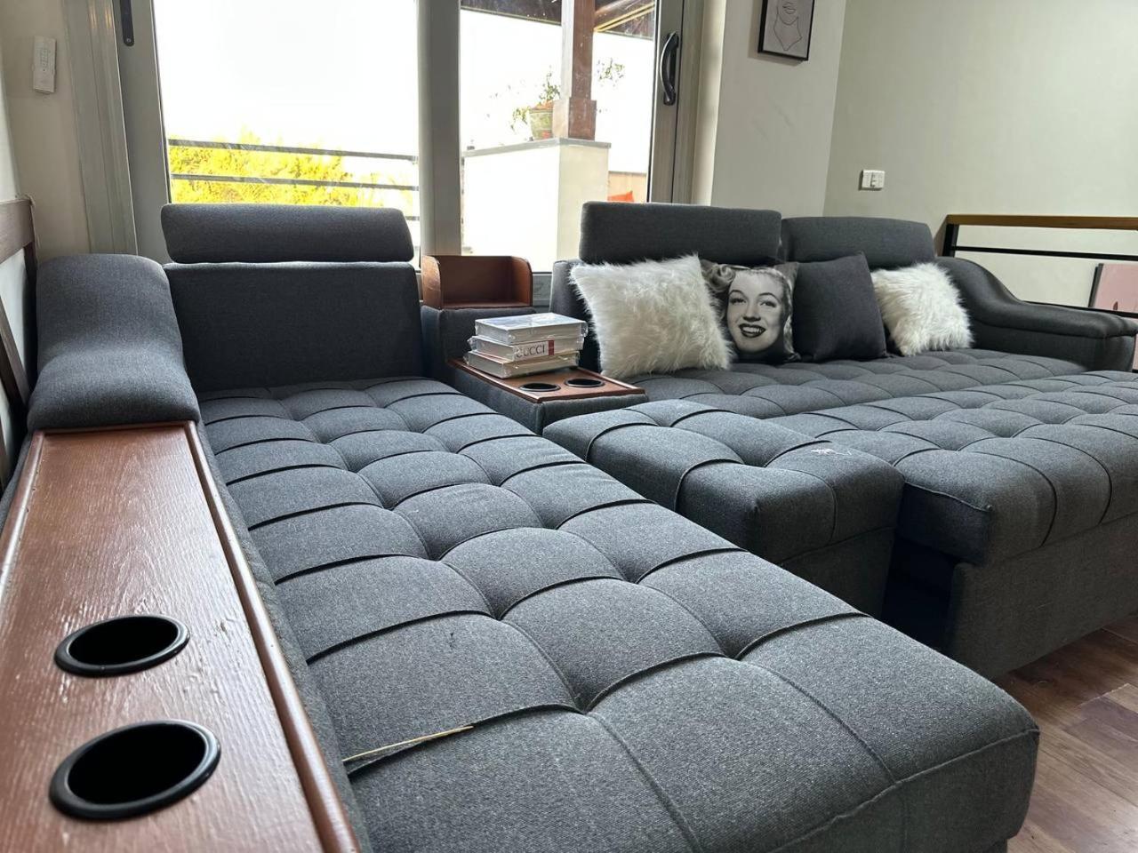 Apartment Mirage *