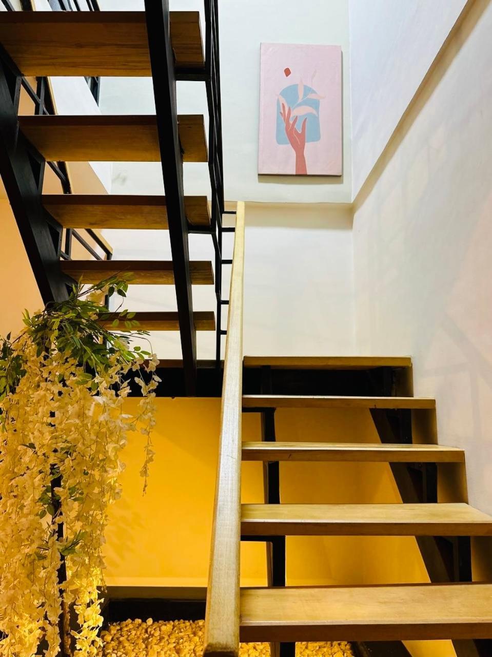 Apartment Mirage